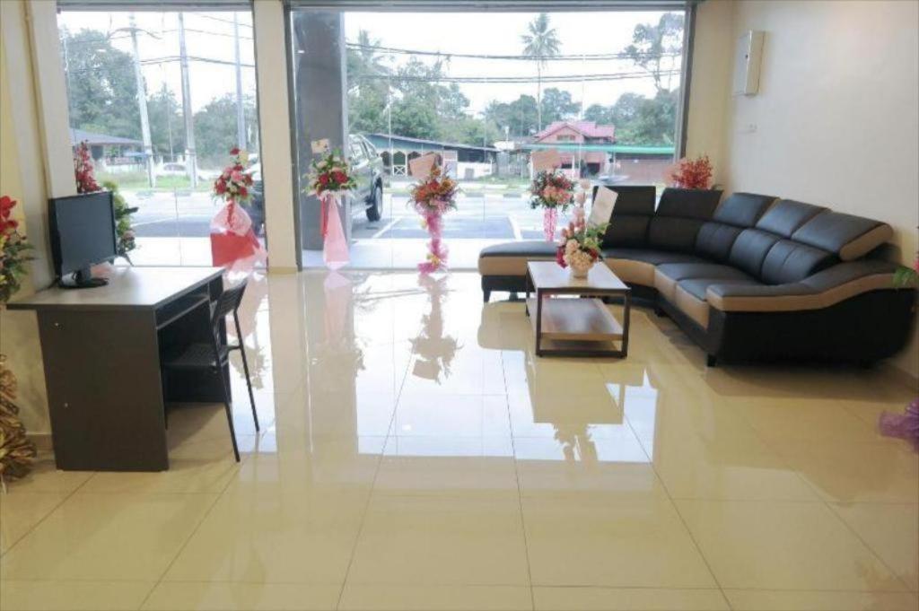 Hotel Kawan Bidor Sungkai Bagian luar foto